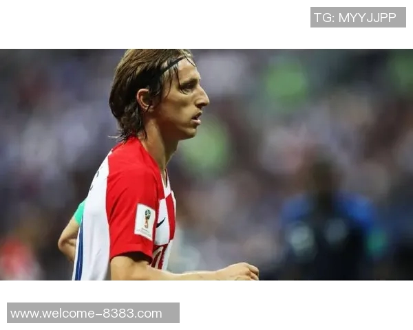 媒体人称卢卡防守进步显著队友需提供更多支持以助其发挥